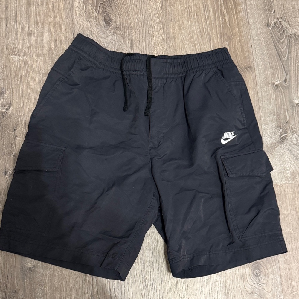 Nike XL Men's Dark Blue Cargo Shorts